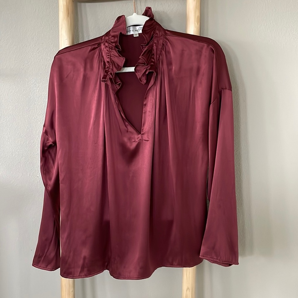 Never A Wallflower | Silk Vicki Top